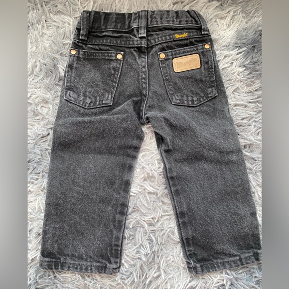 Black Jeans by Wrangler. Classic Cowboy Cut. Size 2T. - Picture 2 of 6